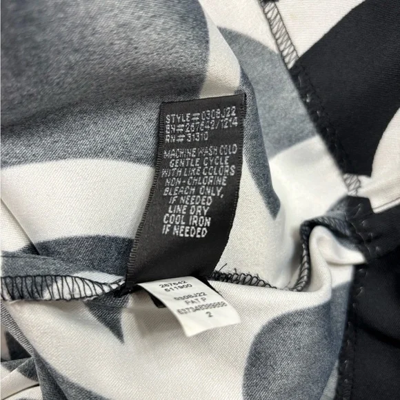 AB Studio Black and White Shift Dress - Picture 5 of 5